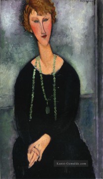  dame - Frau mit einem grünen Halskette madame menier 1918 Amedeo Modigliani